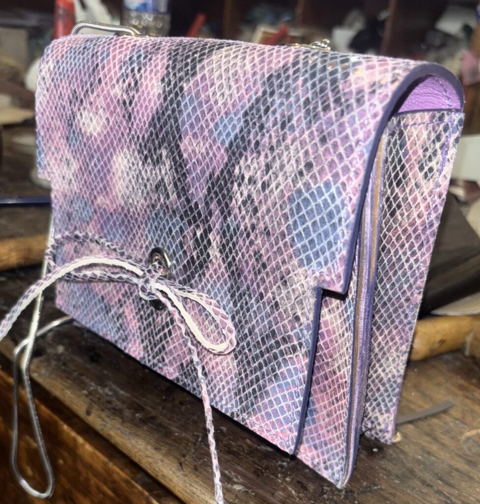 Sac en cuir tanné modèle LYRA par ANNEL